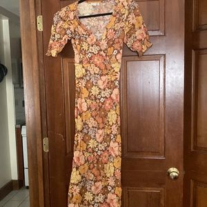 Salty blonde billabong maxi dress size small